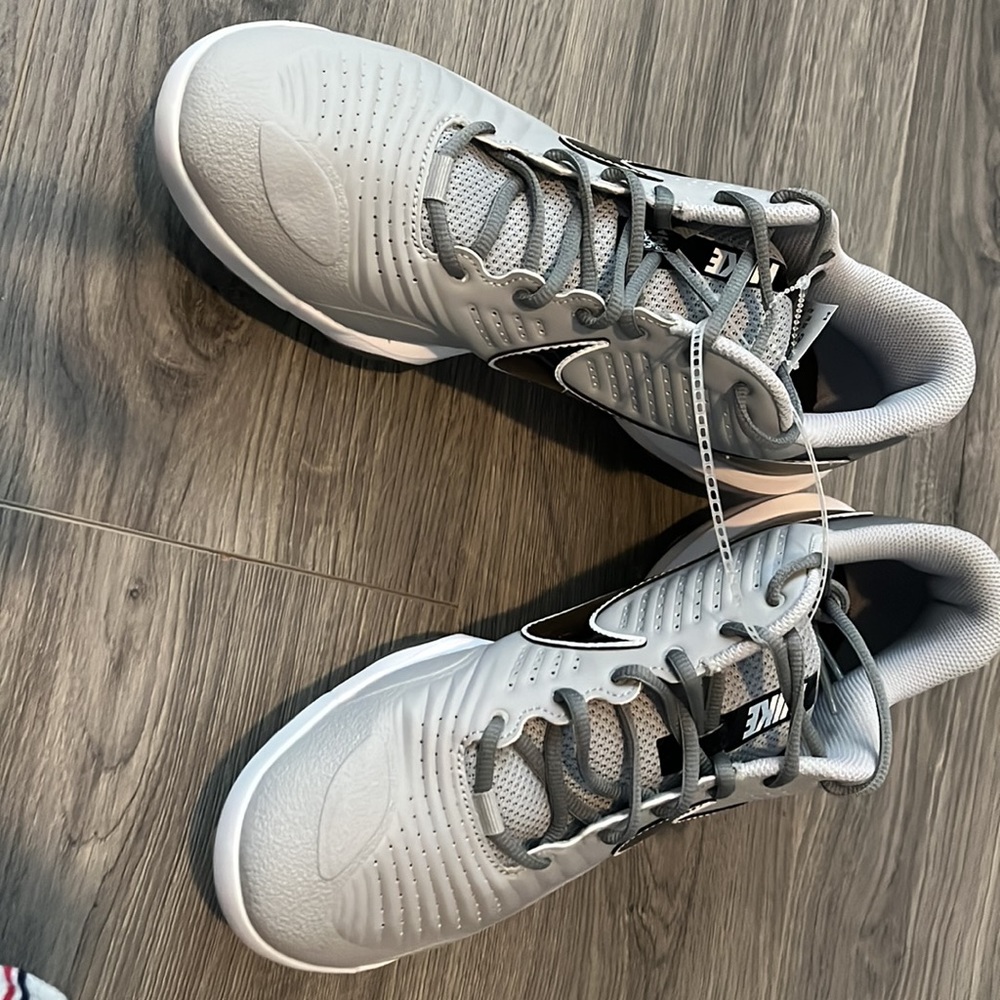 Brand new nike-mens-alpha-huarache-3-varsity-low-metal-baseball-cleats size 11.5 - Picture 3 of 8